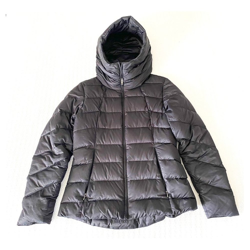 Women's Patagonia Down Coat, Size Small, Black Color